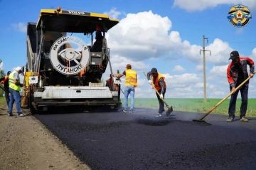 В Луганской Народной Республике продолжаются работы по восстановлению межмуниципальной дорожной сети
