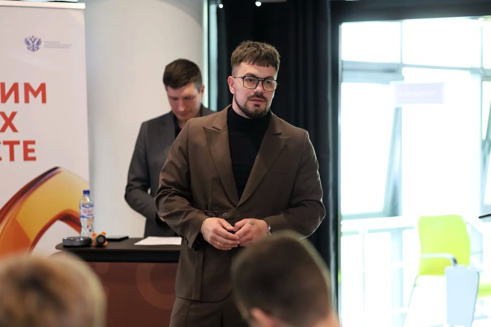 В Луганске прошел день ВЭБ.РФ: бизнес — для защитников Отечества