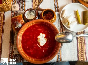 Борщ, оливье и блины получат государственный стандарт