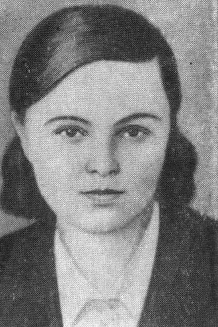Рассказы о героях. Герасимова Нина Николаевна родилась 10 августа 1924 года в поселке Первомайка Краснодонского района в семье рабочего