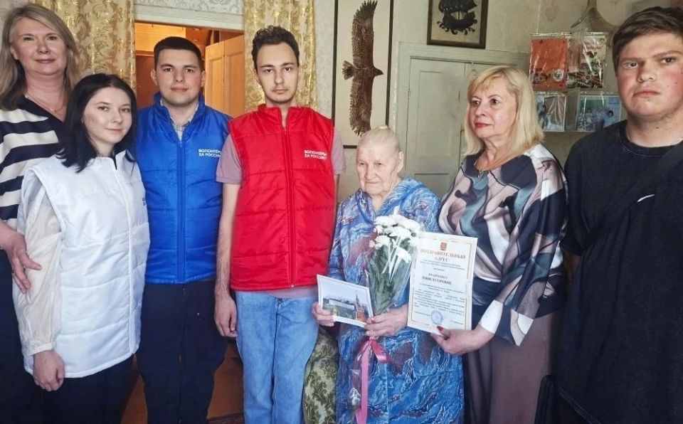С днем рождения, ветеран!. 19 мая исполнилось 96 лет ветерану труда, труженице тыла в годы Великой Отечественной войны Нине Егоровне Кравченко