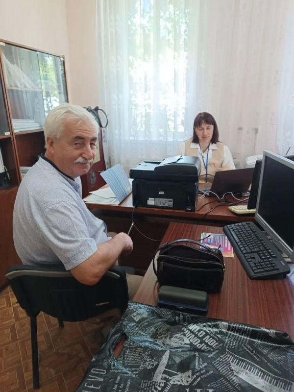 Сегодня, в Николаевском отделе жизнеобеспечения, прошёл прием населения сел Николаевка, Пионерское, Лобачево и Бурчак-Михайловка сотрудниками Многофункционального центра предоставления государственных и муниципальных услуг...