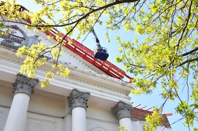 Комсомольский поселковый клуб обретает новую жизнь благодаря заботе Красноярского края