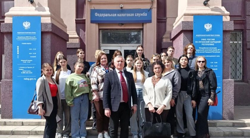 Центр занятости организовал более 170 профессиональных туров для школьников ЛНР
