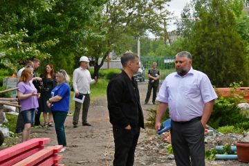 � ��������������� ������������� ����, ��������� �������� ������� ������ ������������ � ����� ����� � ����-���� �������