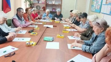 В университете третьего возраста прошли занятия по пластилинопластике