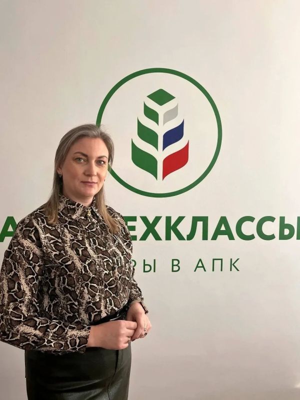 Учитель химии и биологии, куратор агротехклассов- Анна Васильевна Филиппова!