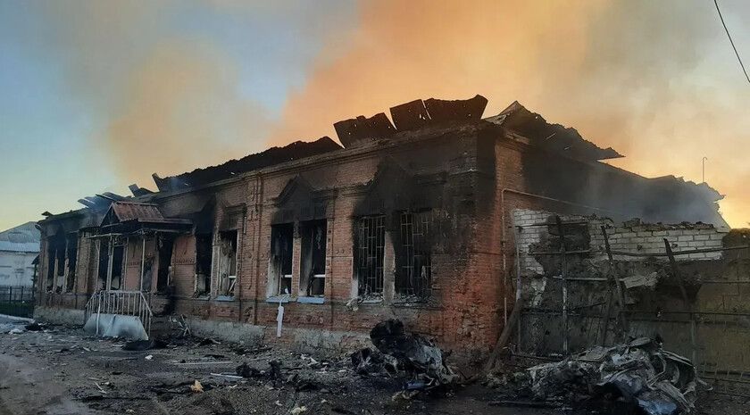 Число погибших при обстреле колледжа в Старобельске выросло до десяти — Пасечник