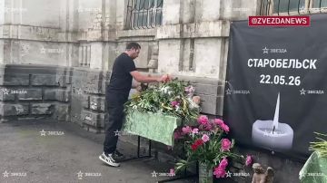 Рядом с атакованным ВСУ колледжем в Старобельске в ЛНР появился мемориал