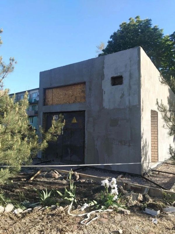 В городе Горское калужане восстанавливают трансформаторную подстанцию