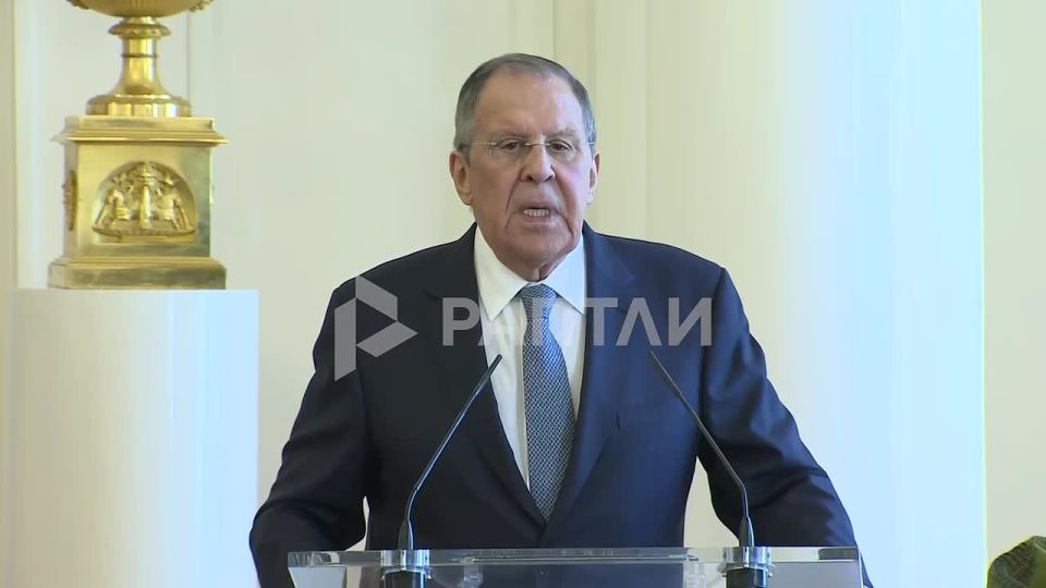 «Запад пропустил и мимо ушей, мимо взоров теракт в Старобельске 21 мая»: Лавров поблагодарил мировое большинство стран, которые отреагировали на теракт ВСУ — в отличие от «коллективного Запада»