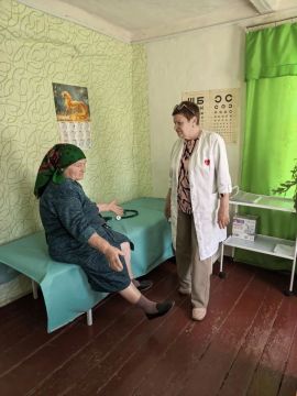 Специалист Новопсковской ЦРМБ осмотрели жителей с.Ганусовка
