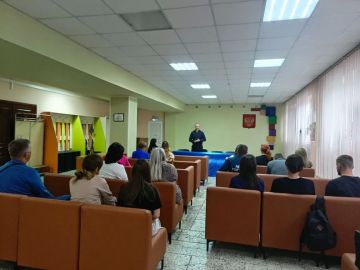 25 мая 2026 года сотрудником Центра по противодействию экстремизму Министерства внутренних дел по Луганской Народной Республике была проведена лекция с органами и учреждениями системы профилактики Троицкого муниципального...