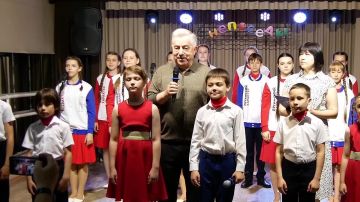 Виктор Водолацкий: С большим удовольствием посетил отчетный концерт музыкального театра «Непоседы»