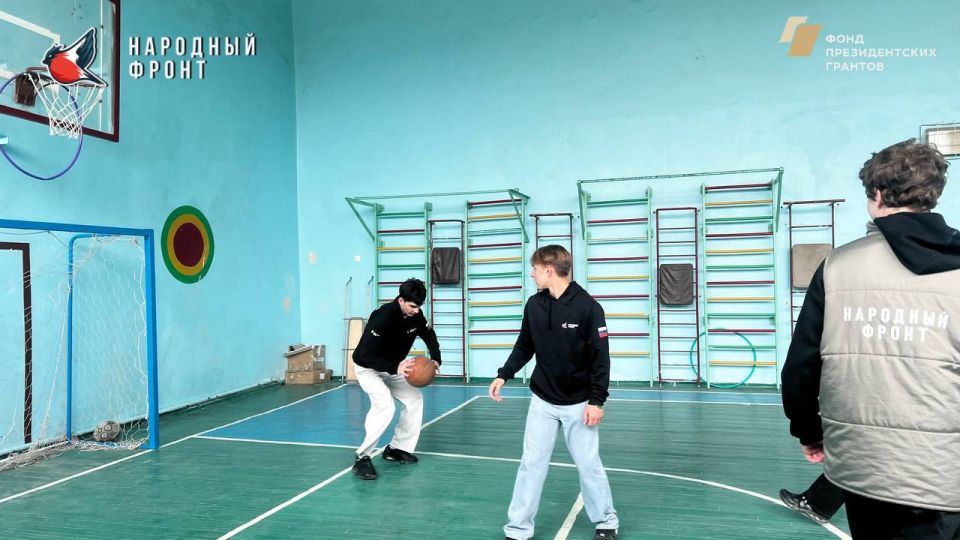 Время для тренировок с Молодёжкой НФ из Стаханова!
