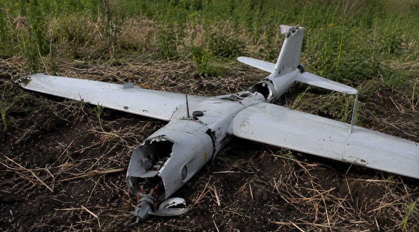 Беспилотники ВСУ атаковали Зоринск, Золотое и Рубежное, ранен мужчина