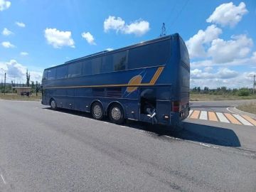 В Рубежном беспилотник ВСУ атаковал рейсовый автобус