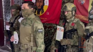 В Международный день защиты детей военнослужащие и сотрудники Росгвардии, выполняющие служебно-боевые задачи в Луганской Народной Республике, записали видеообращение к юным жителям страны, пожелав им яркого лета, верных...
