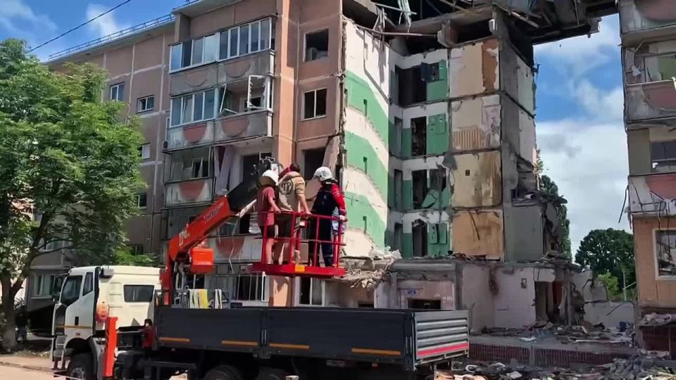 ВСКС продолжает набор добровольцев на летние гуманитарные миссии 2026, которые пройдут в 7 регионах страны!