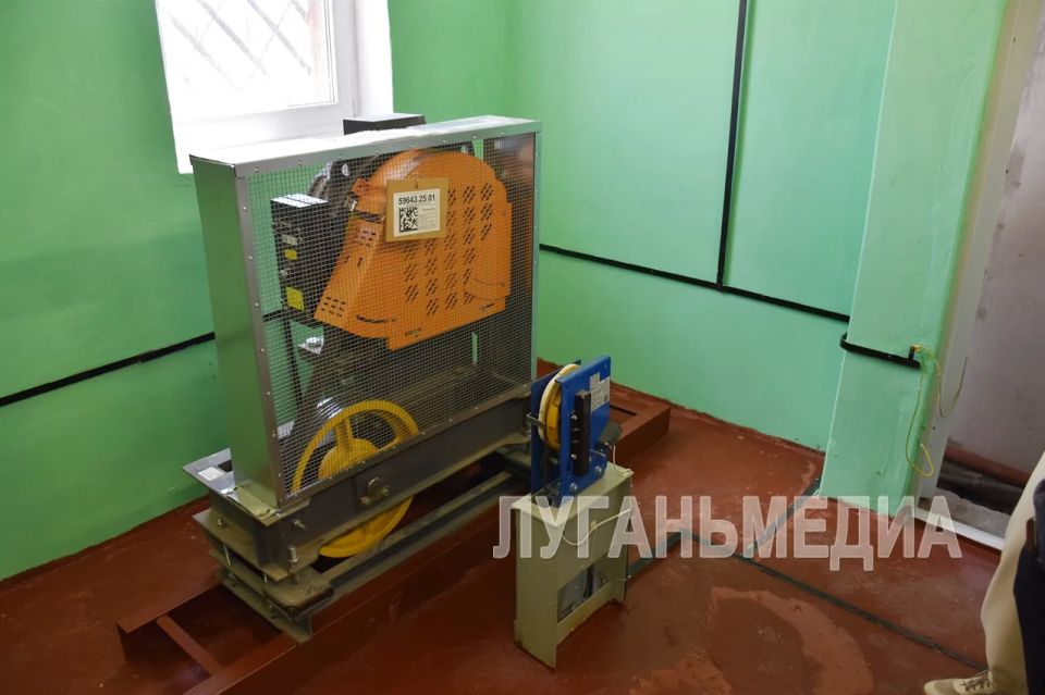 В Красном Луче введут в эксплуатацию еще 5 новых лифтов