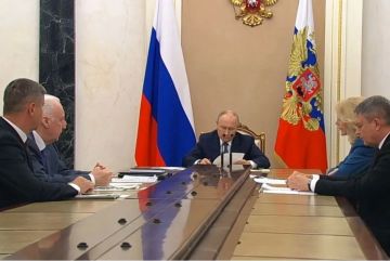 На заседании у Владимира Путина подвели промежуточные итоги расследования трагедии в Старобельске