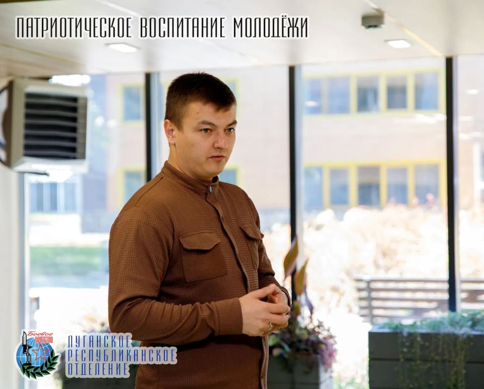 29 мая Директор филиала Общества «Знание» в ЛНР, член Совета Луганского республиканского отделения ВООВ «БОЕВОЕ БРАТСТВО» Даниил Степанков принял участие в волонтёрском образовательном лагере «54.вол», который объединил...