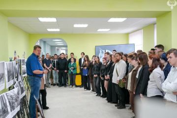 В антрацитовском филиале ЛГУ почтили подвиг освободителей