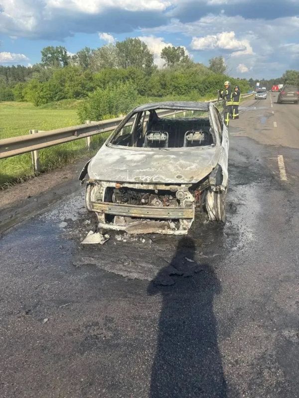 Украинский БПЛА атаковал гражданский автомобиль в Белолуцке