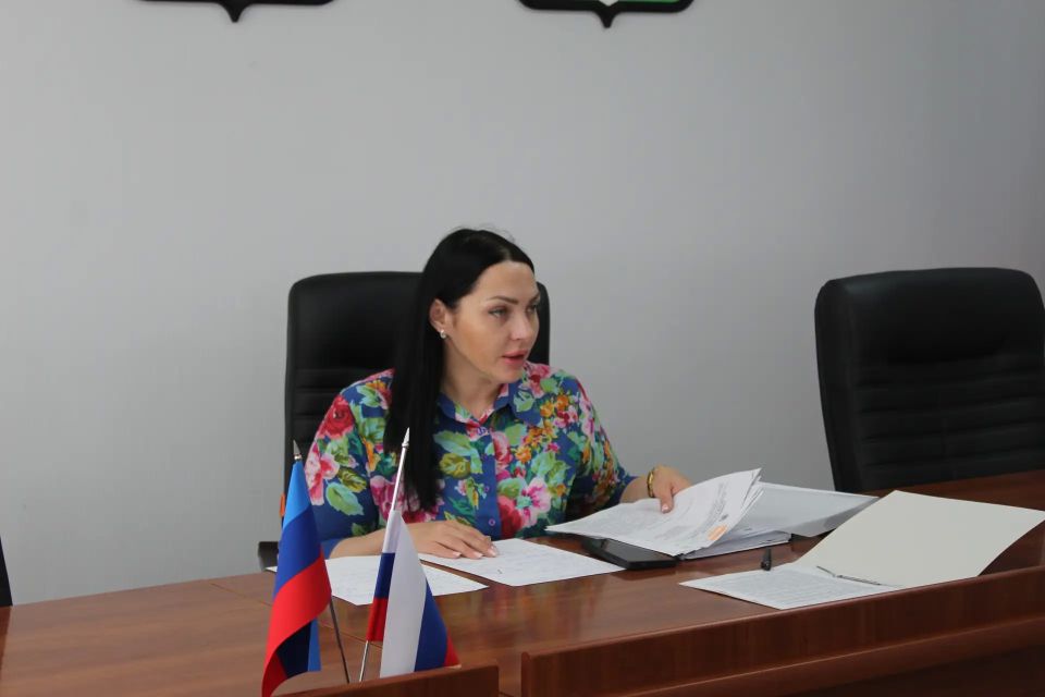 В Администрации Новопсковского муниципального округа состоялось очередное еженедельное аппаратное совещание