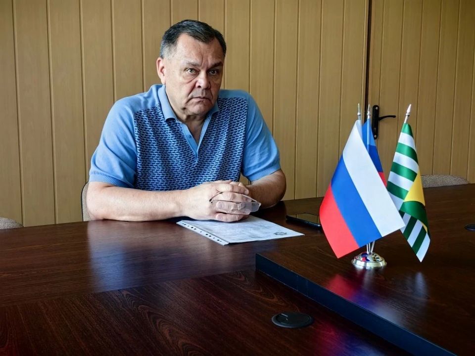 В администрации города Рубежное состоялось плановое заседание межведомственной комиссии по регулированию вопросов, связанных с установкой индивидуальных систем отопления