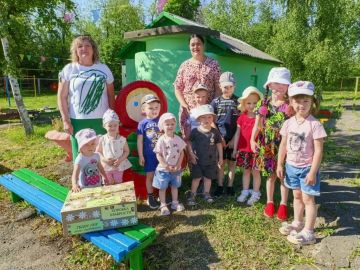 В пгт Чернухино стартовала трогательная акция «Коробка храбрости», организованная партией «Единая Россия»