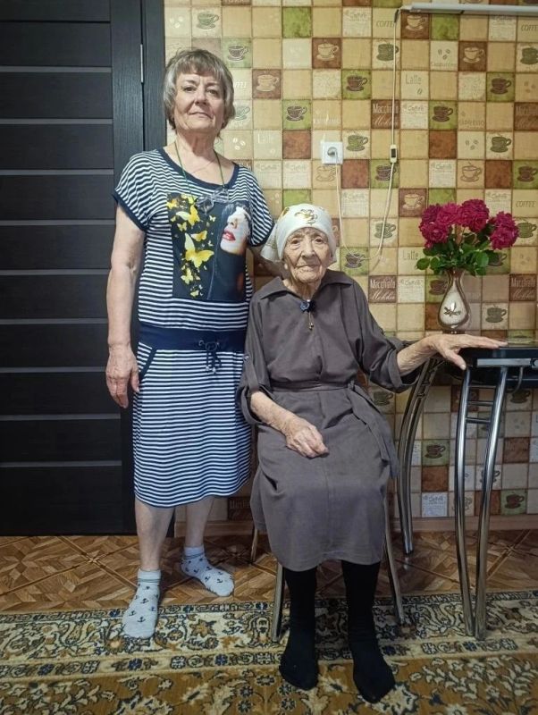 100-летний юбилей отмечает луганчанка Валентина Савенкова