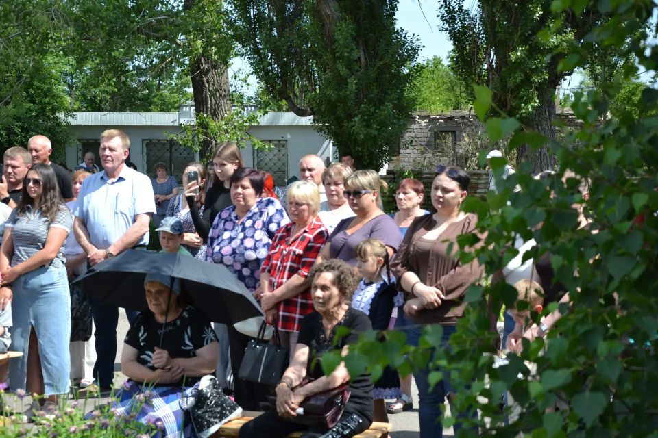В пгт Фащевка на аллее «Памяти» прошло важное и трогательное событие – открытие мемориальных стендов под названием «Герои нашего времени»