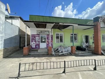 Семеро человек ранены в ходе атаки ВСУ по рынку в луганском Сватово