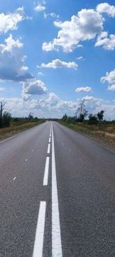 А вот так сейчас выглядит трасса Северодонецк – Новоайдар: дорожники обновили дорожную разметку