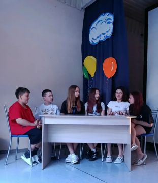 Первая смена детей из Славяносербска отдыхает в лагере "Айвазовский"