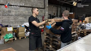 На гуманитарном складе РИК НФ ЛНР кипит работа!