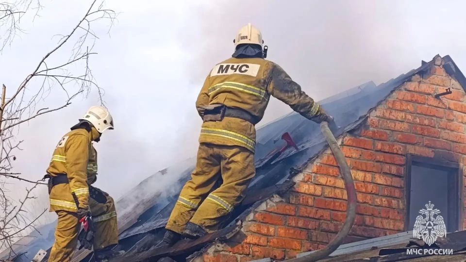 За минувшие сутки в ЛНР потушили 6 пожаров