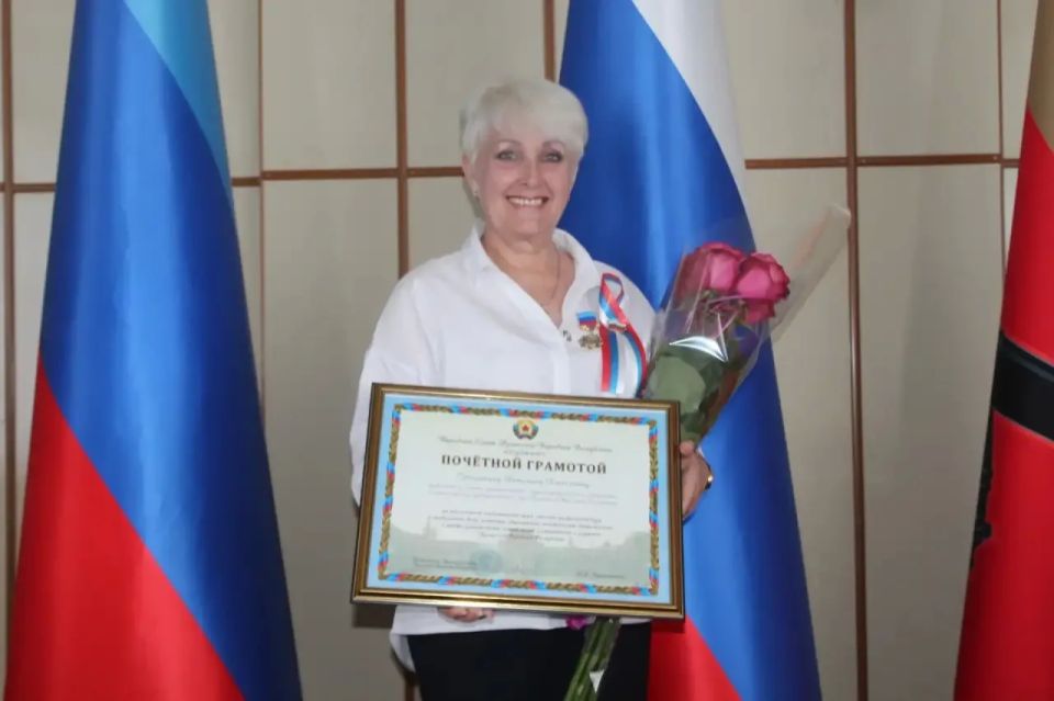 Светлана Гизай: Сила России в людях!. Сегодня свой юбилейный день рождения отмечает Председатель Совета Славяносербского округа, наш надёжный коллега и соратник — Антонина Алексеевна Гречишкина