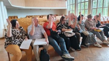 18 июня 2026 г. в здании Администрации округа состоялось заседание Совета депутатов под председательством Врип Председателя Совета депутатов Натальи Прищепы, в котором приняли участие Врип Главы города Рубежное Евгений...