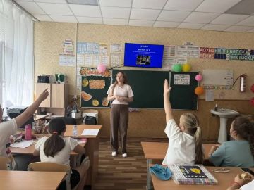 Лето с пользой: школьники Луганска отправились в «Путешествие в мир знаний»