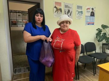 Сегодня в Петровском отделе жизнеобеспечения прошла выдача гумпомощи для жителей 90+