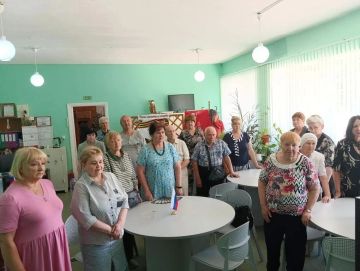 В Кировском историко-художественном музее представители ветеранской организации приняли участие в общероссийской минуте молчания, посвященной Дню памяти и скорби – дню начала Великой Отечественной войны (1941 год), посмотрев...