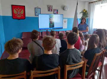 В Шелково-Протокском сельском клубе состоялся час мужества «Герои СВО – наши земляки»