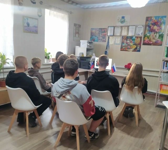 В Юрьевской библиотеке прошёл видеообзор «Коррупция как глобальная проблема современности»