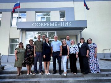 Депутаты Совета Антрацитовского муниципального округа во главе с председателем Совета Викторией Сошиной приняли участие во втором сезоне программы «Территория новых возможностей», реализуемой Президентской платформой «Россия...