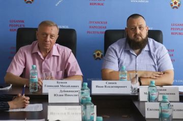 Иван Санаев: Обсудили проблему нелегального трудоустройства молодежи