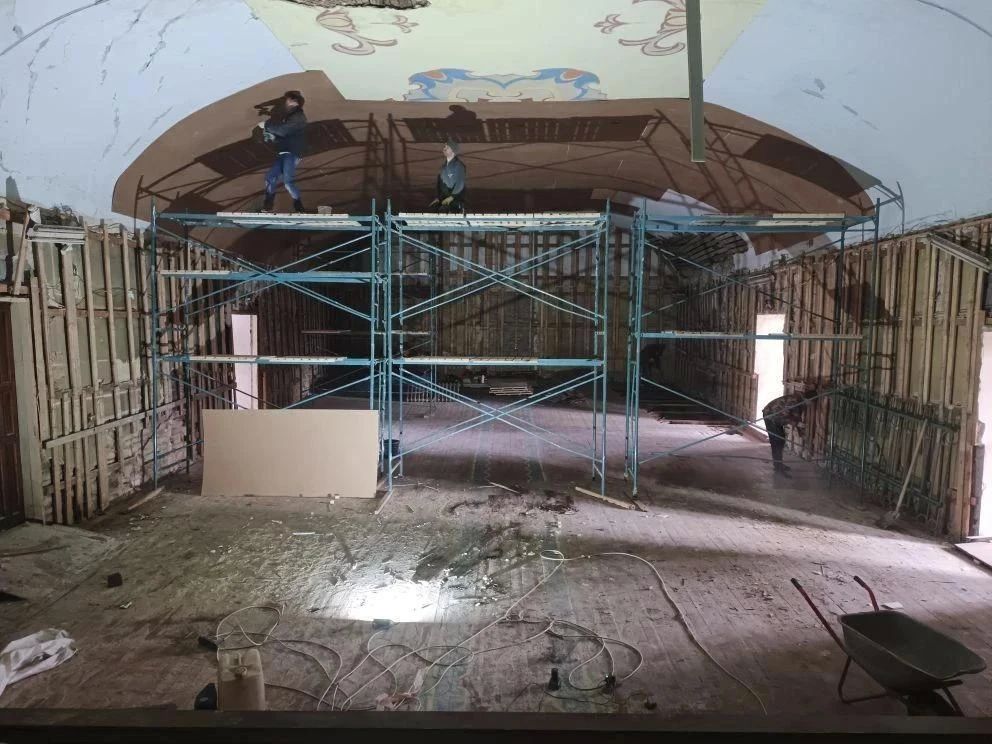 Аварийный клуб в Криворожье становится современным центром