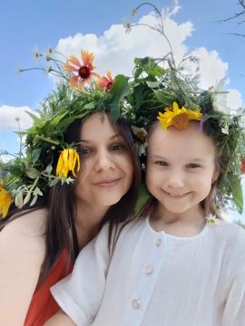 06.07.2026 г. библиотека-филиал с. Чугинка совместно с специалистами комплексного центра социального обеспечения населения присоединились к Всероссийской акции «Единый день фольклора в России»- «Праздник Ивана Купала»