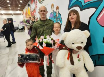 Для работающих родителей: В ЛНР принимают заявки на новое пособие семьям с детьми